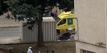 Aparece un hombre muerto en plena calle por herida de arma blanca en Marbella