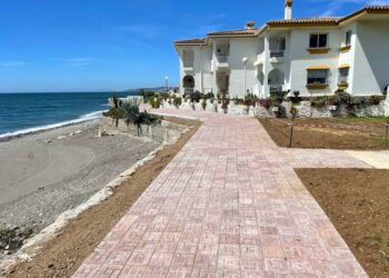 Reparado el tramo de paseo marítimo de Arena Beach que sufrió daños por los temporales