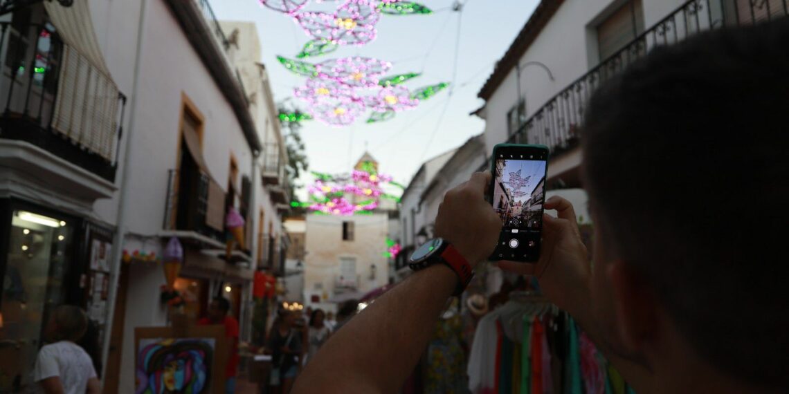 Marbella y San Pedro Alcántara estrenan iluminación ornamental