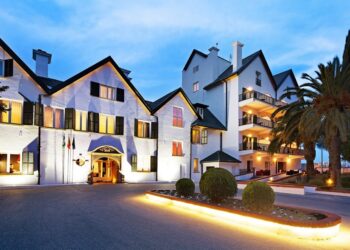 La Costa del Sol, único destino peninsular que crece en mayo en viajeros hoteleros en comparación con las cifras prepandemia