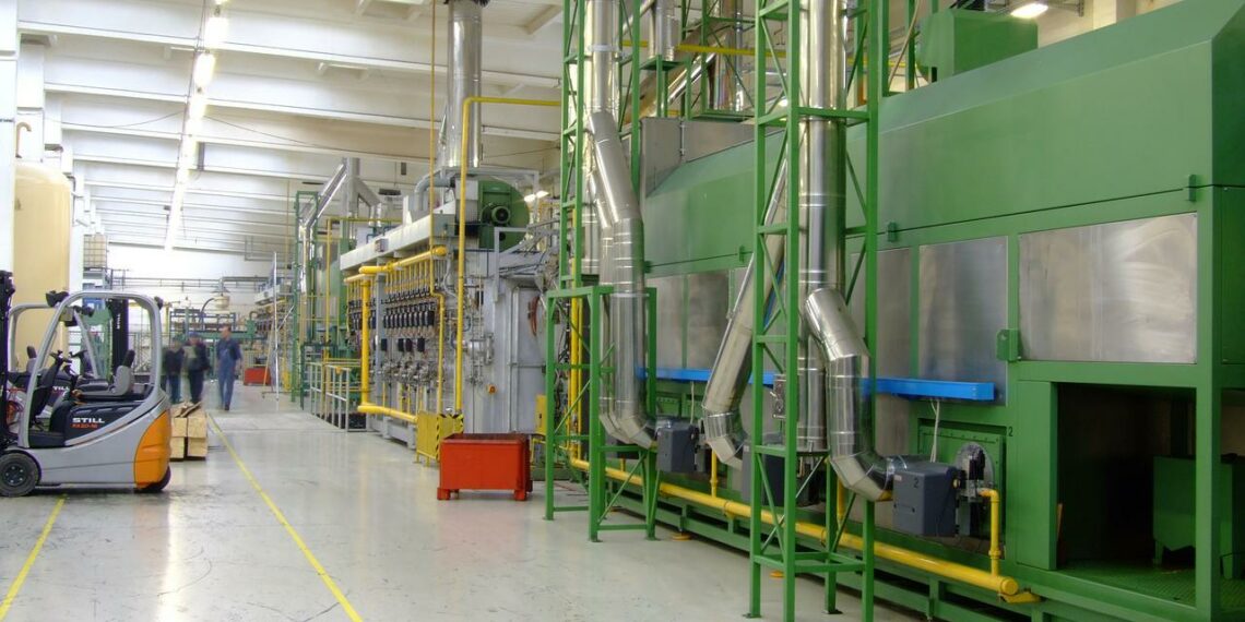 Clausurada una la línea de producción y comercialización de conservas vegetales en Málaga