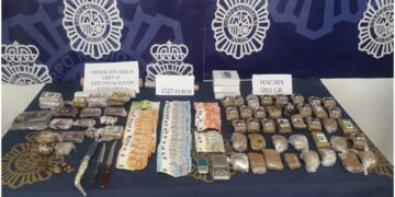 Detenidos tres hermanos por tener un punto de venta de drogas en un domicilio de Fuengirola