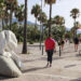 Marbella culmina un plan de remodelación en Puerto Banús, con trabajos de acerado e iluminación