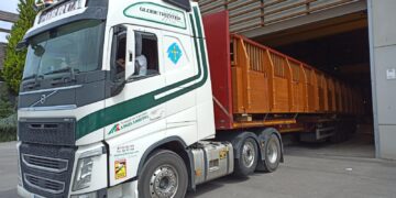 El puente peatonal de Arroyo Parrilla llega mañana a Casares