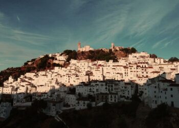 National Geographic elige a Casares como uno de los pueblos de Europa con más historia