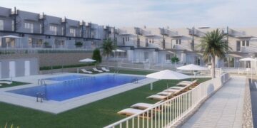 El aumento de turistas en España anima el mercado de la vivienda en la Costa del Sol
