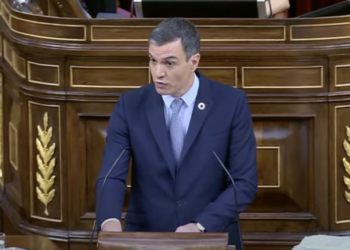 Sánchez anuncia una beca extra de 100 euros al mes de septiembre a diciembre para un millón de estudiantes