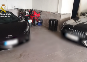 Detenidas dos personas por vender vehículos de lujo que le habían sido decomisados por un Juzgado de Málaga