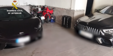 Detenidas dos personas por vender vehículos de lujo que le habían sido decomisados por un Juzgado de Málaga