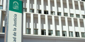 Condenan a unos fotógrafos en Estepona a devolver el dinero de una boda cancelada en la pandemia