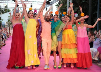 Ágatha Ruíz de la Prada y Victorio y Lucchino exhiben sus creaciones en la Marbella Fashion Show