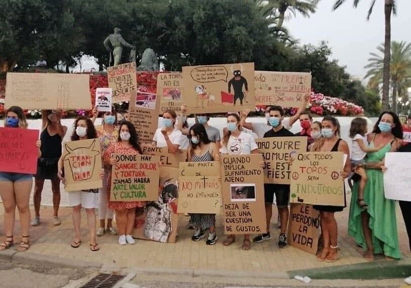 Antitaurinos convocan una protesta este domingo frente a la Plaza de Toros de Estepona