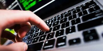 Desmantelan trama de venta de falsos permisos de conducir con afectados en Málaga, Sevilla, Granada y Córdoba