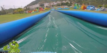 Manilva culmina hoy su programación por el día del Carmen con una fiesta de agua