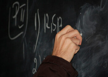 Condenada una madre a seis meses de prisión por abofetear a un maestro