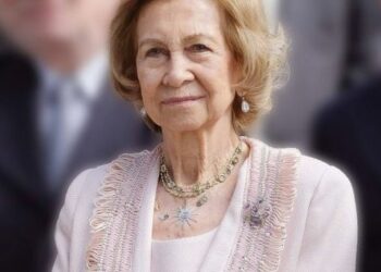 La Reina Sofía veranea en Marbella junto a tres de sus nietos