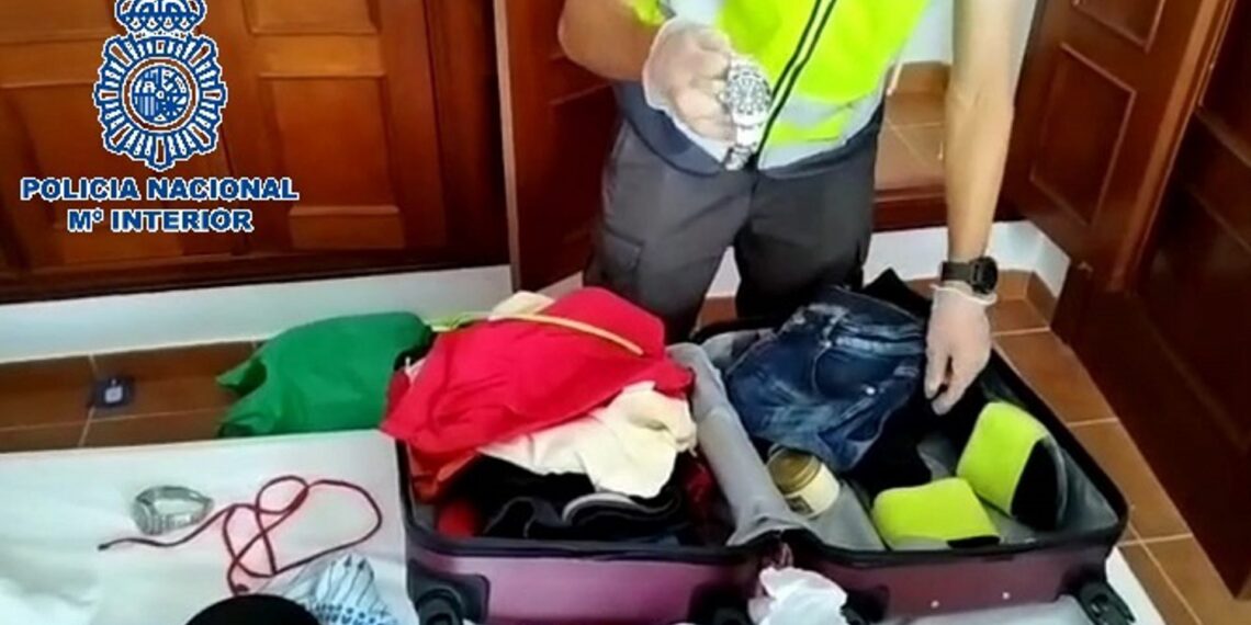 Detienen en Marbella a cuatro personas relacionadas con el robo de relojes de alta gama