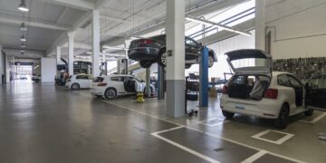 La compra de vehículos, la energía y la banca, lo más denunciado en FACUA