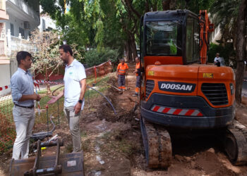 Marbella reforma un tramo de la calle Juan Alameda para habilitar 17 nuevas plazas de aparcamiento