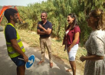 Nuevas labores de desbroce en el Río Manilva