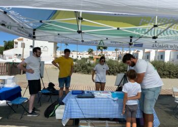 Llega a Casares la campaña de Sensibilización Pesquera “Consume pescado fresco andaluz”