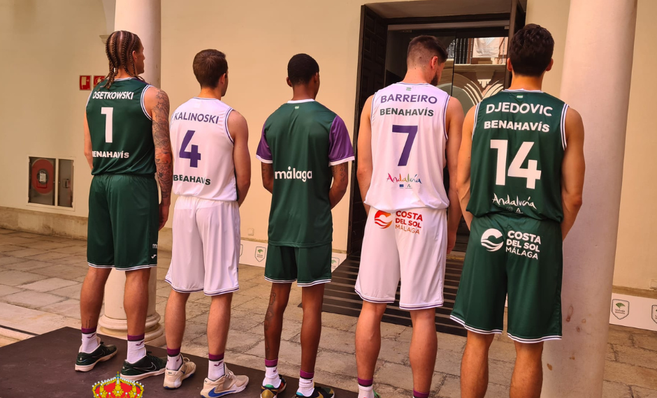 Benahavís viajará con el Unicaja Málaga por toda la ACB tras renovar su patrocinio con el baloncesto