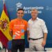 Estepona y el ciclista Luis Ángel Maté presentan una iniciativa solidaria para la recuperación de Sierra Bermeja