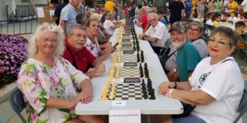 Un total de 210 ajedrecistas aficionados participan en el XXXVI Nocturno de Ajedrez ‘Ciudad de Estepona 2022’