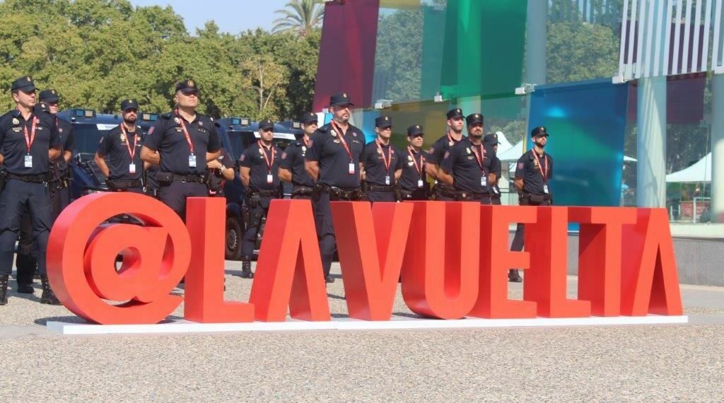 La Policía Nacional darán seguridad en la Vuelta Ciclista a España a su paso por la provincia de Málaga