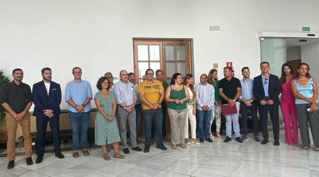 Casares vuelve a pedir a la Junta de Andalucía una moratoria para proyectos fotovoltaicos