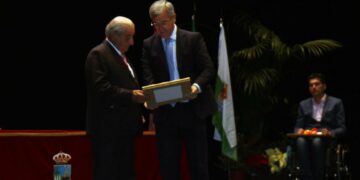 El PSOE acusa a Juan José Hidalgo de increpar a Emma Molina tras el pleno