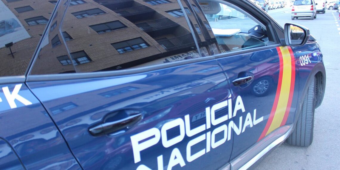 Irrumpe en su antigua empresa con una escopeta de balines y hiere a dos ex compañeros