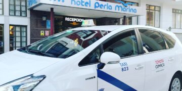 Taxistas, a favor de seguir con las mascarillas «un poco más» ante la Covid y optan por recorridos «más eficientes»