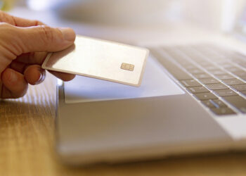 ¿Qué derechos tengo cuando recibo o devuelvo una compra online?