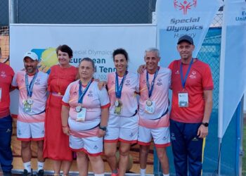 El manilveño Vicente Muñoz se cuelga la plata en el Special Olympics de Tenis
