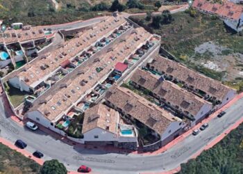 Salen a subasta más de 15 viviendas en Benalmádena