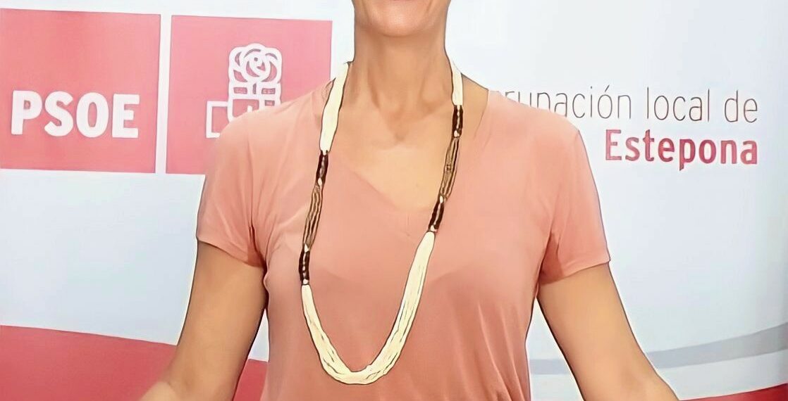 Emma Molina presenta su candidatura por el Psoe a la alcaldía de Estepona