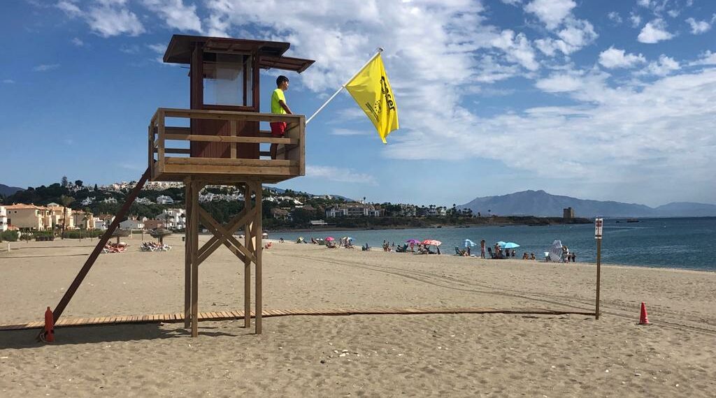 Termina el Servicio de Salvamento y Socorrismo en las playas de Casares con un total de 428 incidencias