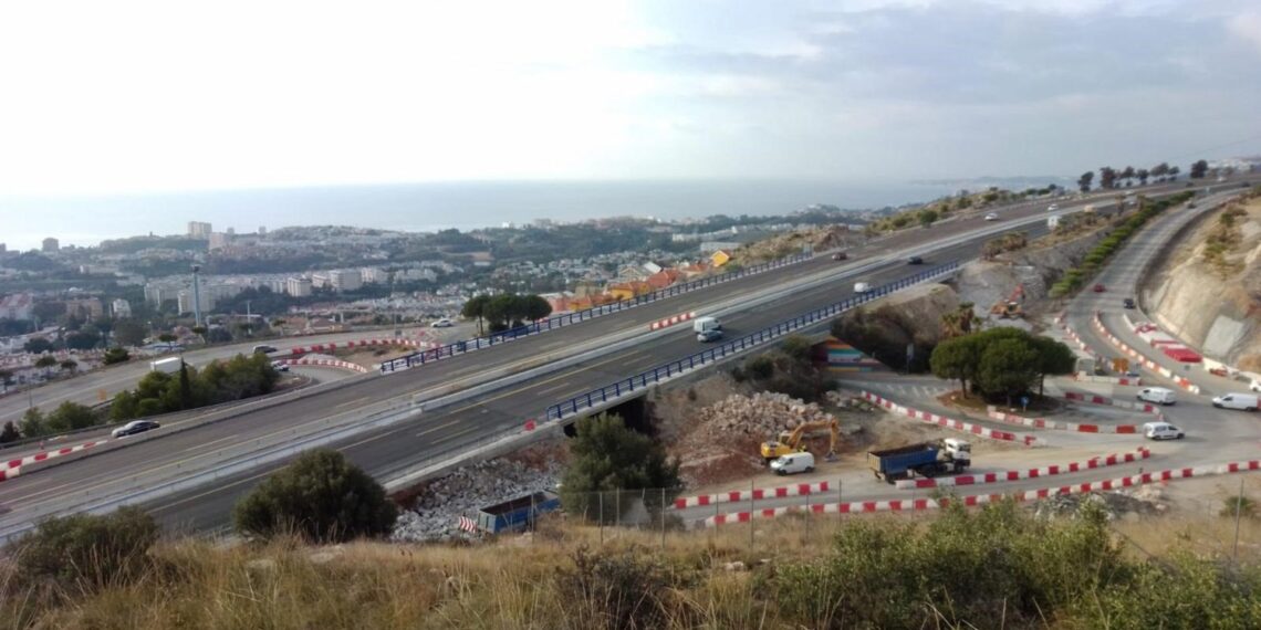 Heridas dos mujeres en un accidente de tráfico en la AP-7 en Benalmádena