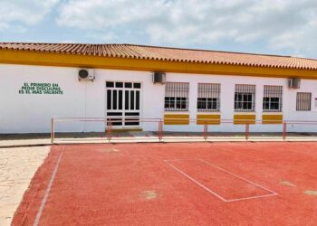 Casares pone a disposición de las familias importantes inversiones de cara a la vuelta al cole