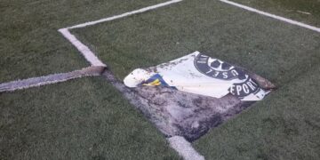 Familias denuncian el estado de abandono del campo de fútbol de Cancelada