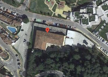 Benahavís acuerda con la Junta construir un edificio para uso docente junto al CEIP Daidín