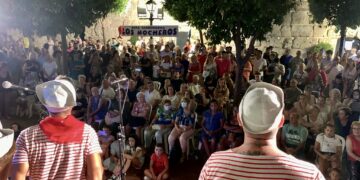 Más de 1.500 de personas disfrutan de las coplas carnavalescas del Jiuuu Festival durante el mes de agosto