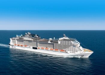 El Puerto de Málaga recibe por primera vez al MSC Meraviglia