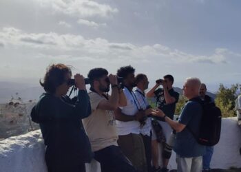 Casares celebra el Día Mundial de las Aves Migratorias con una jornada ornitológica