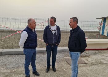 Continúan los trabajos en el Paseo Marítimo de Sabinillas mientras vuelve a formular la tercera fase