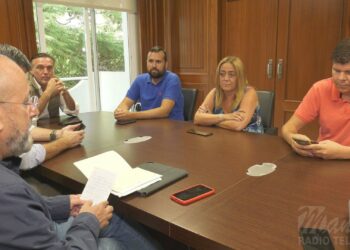 Una subvención de la Mancomunidad permitirá al Ayuntamiento de Manilva renovar el mobiliario de playas