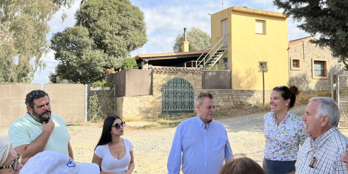 El PSOE de Casares denuncia el mal estado del camino de Vereda de los Pescadores en la zona de Secadero