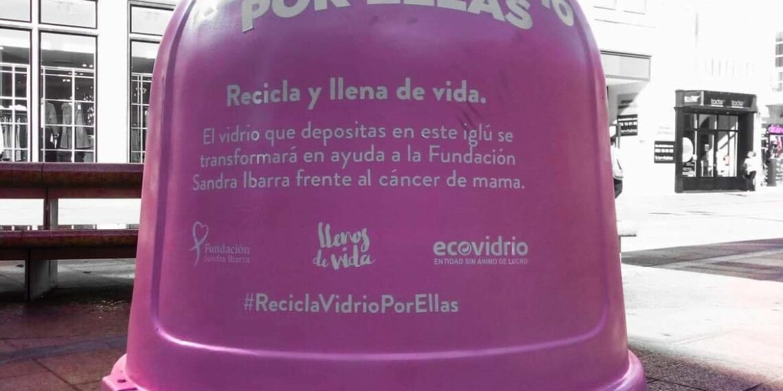 Manilva participa en la campaña «Recicla vidrio con ellas»