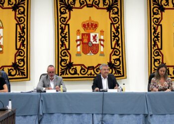 Se aprueba el hermanamiento entre las ciudades de Estepona y Almuñécar